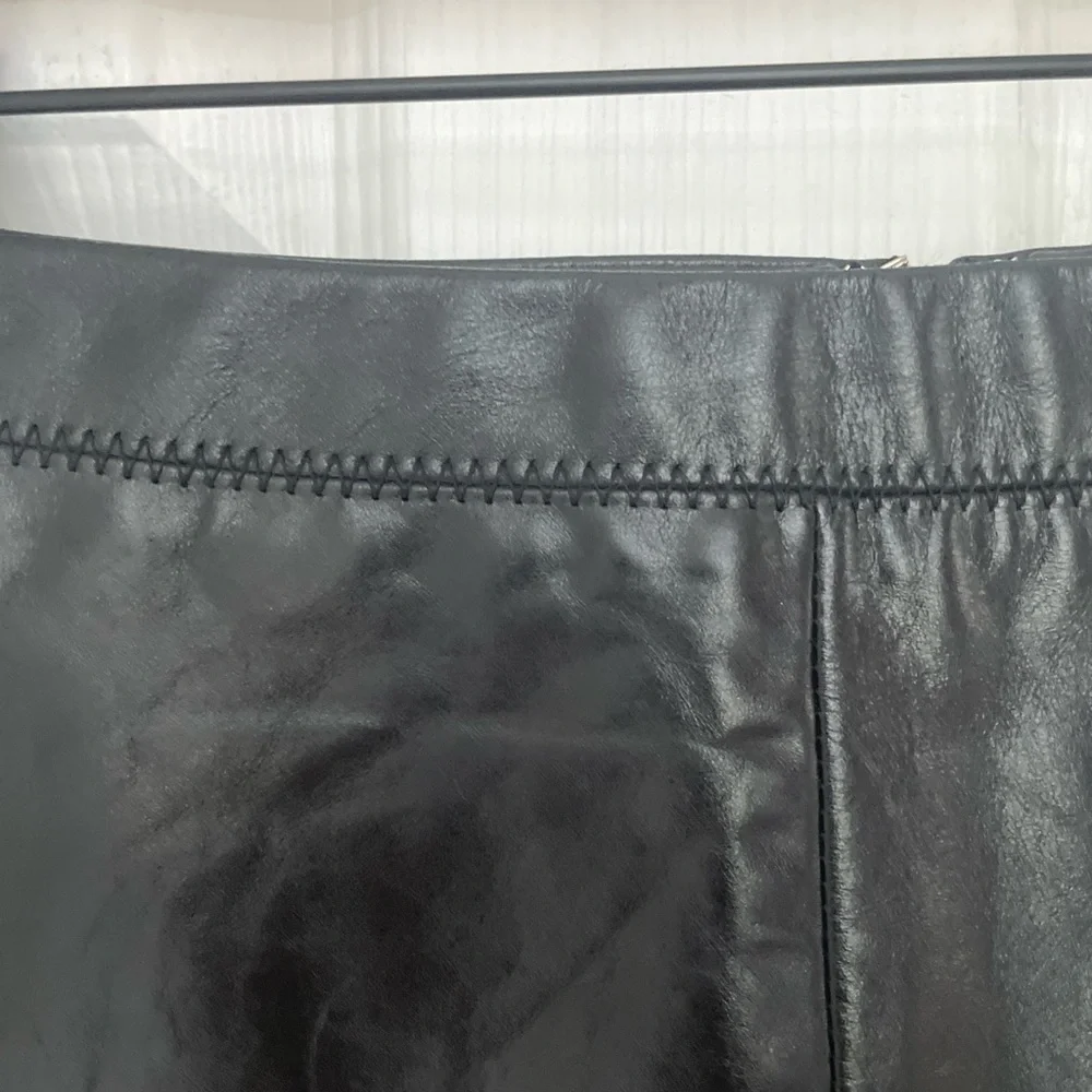 GAP Black Leather Skirt - Picture 2 of 6